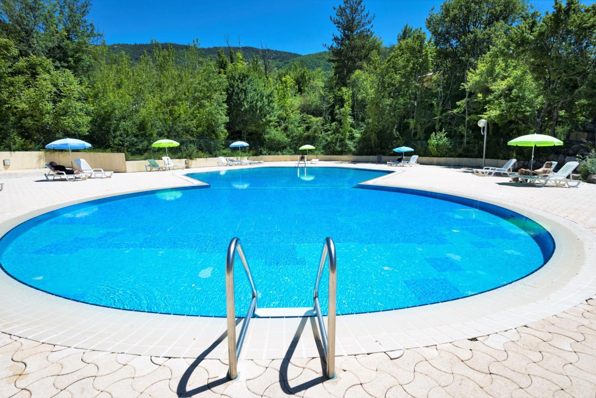 Village Vacances Leo Lagrange Montbrun-les-Bains Esterno foto