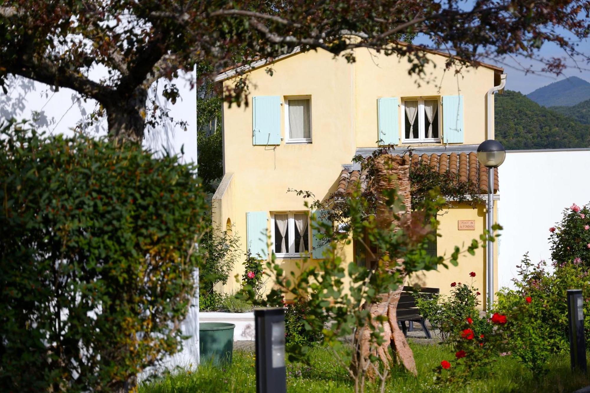 Village Vacances Leo Lagrange Montbrun-les-Bains Esterno foto